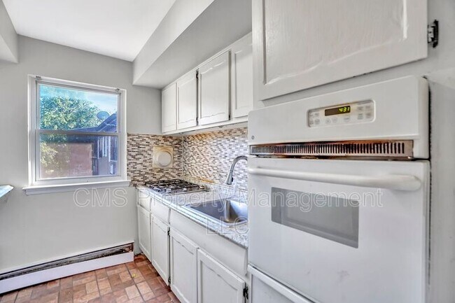 Building Photo - 55 Gill Ln