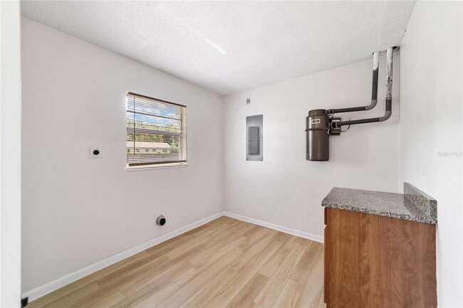 Building Photo - 3209 SE 33rd Ct