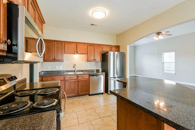 Building Photo - 9208 Acadia Pl