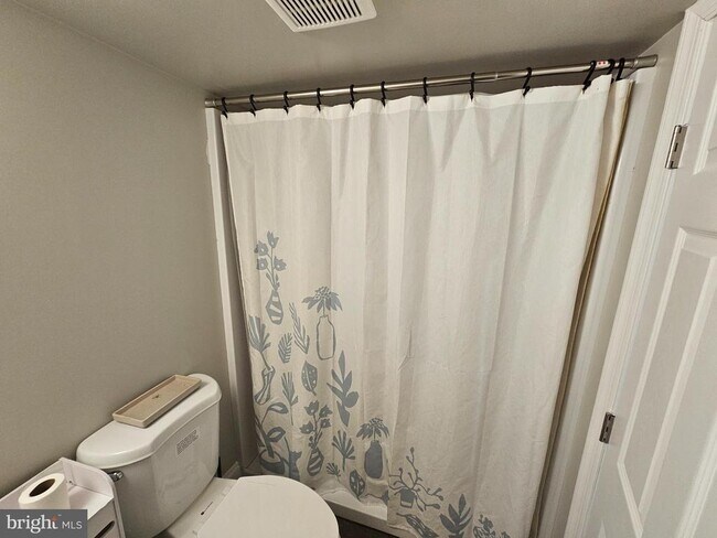 Building Photo - 3108 Sounding Dr