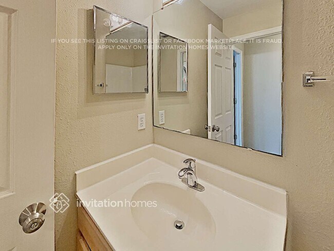 Building Photo - 13422 Copper Head Dr