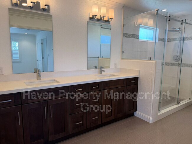 Building Photo - 7420 Hansen Dr