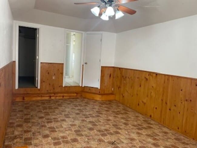 Building Photo - 3 BR in a Quiet Neighborhood