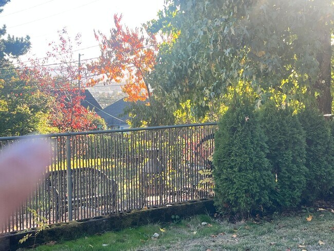 Building Photo - Bittersweet memories, Full Beautiful Remodel Highly Desired Lincoln Neighborhood