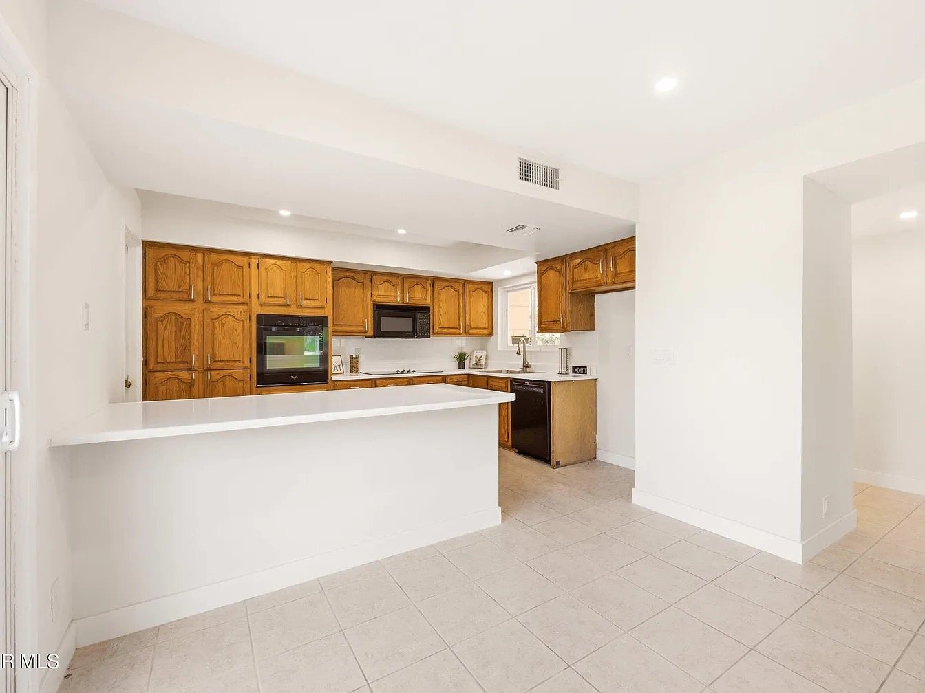 Building Photo - 1492 Mandalay Ct