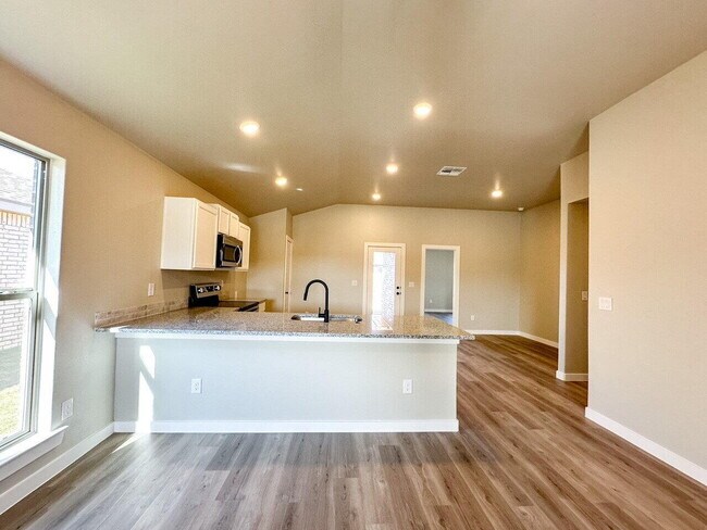 Building Photo - 6928 10th St