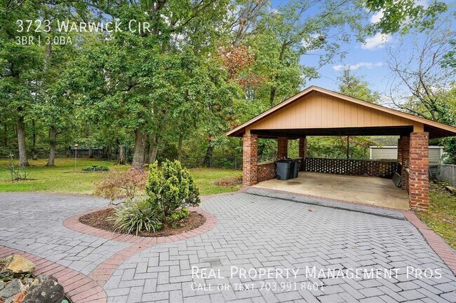 Building Photo - 3723 Warwick Cir