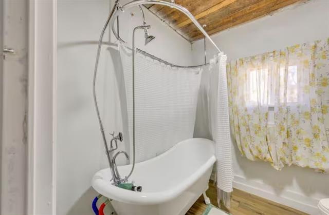 Building Photo - 250 Private Rd 8579