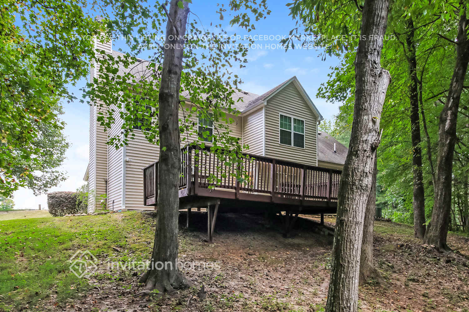 Building Photo - 1521 River Song Way