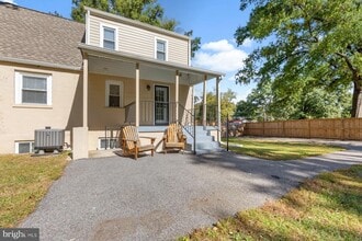 Building Photo - 6903 Friendship Rd