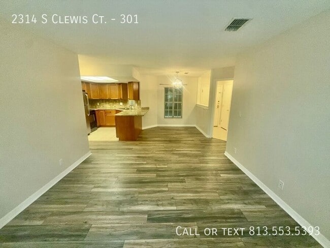 Building Photo - 2314 S Clewis Ct