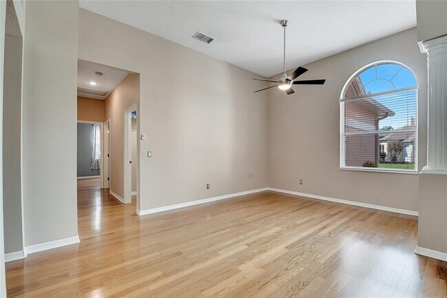 Building Photo - 219 Isle of Sky Cir