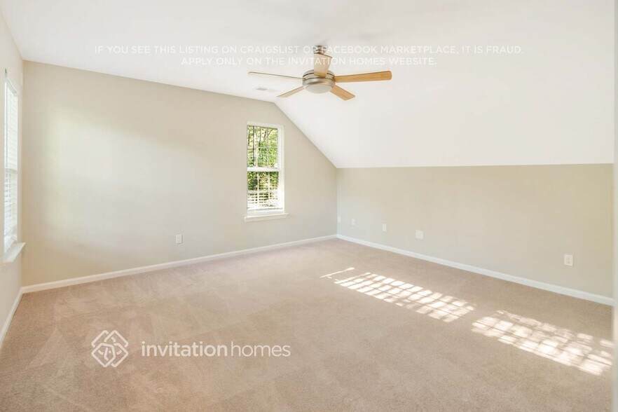 Building Photo - 16900 Taft Ct
