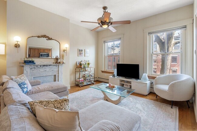 Building Photo - 70 Rutland St