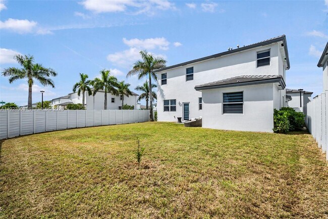 Building Photo - 21189 SW 127th Ct