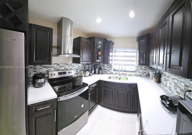 Building Photo - 13958 SW 44th Ln Cir