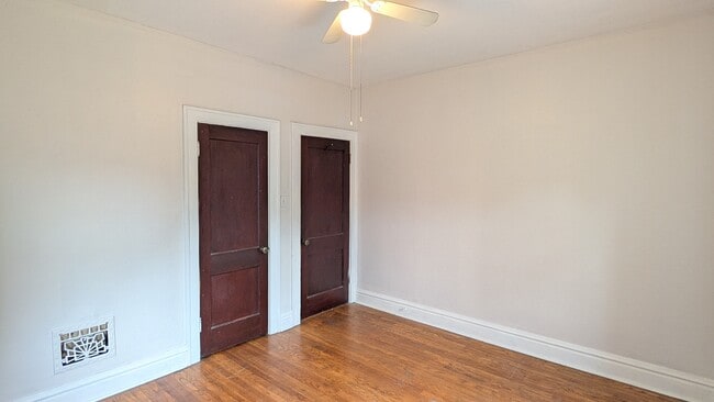 Building Photo - 5042 Mardel Ave