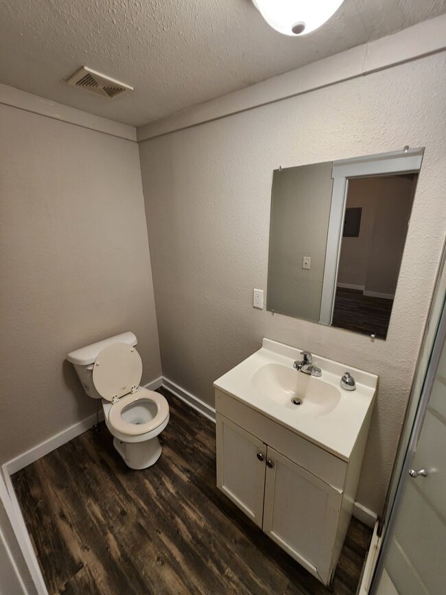 Building Photo - Spacious 1-Bedroom, 1-Bathroom Duplex AVAI...