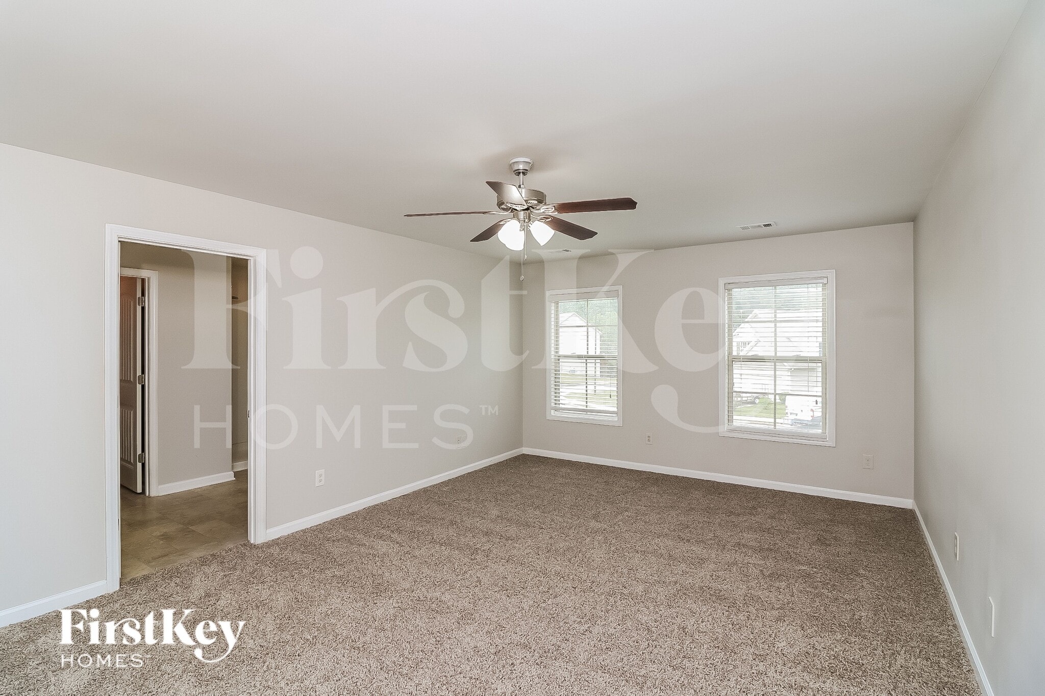 Building Photo - 404 Silverwood Dr