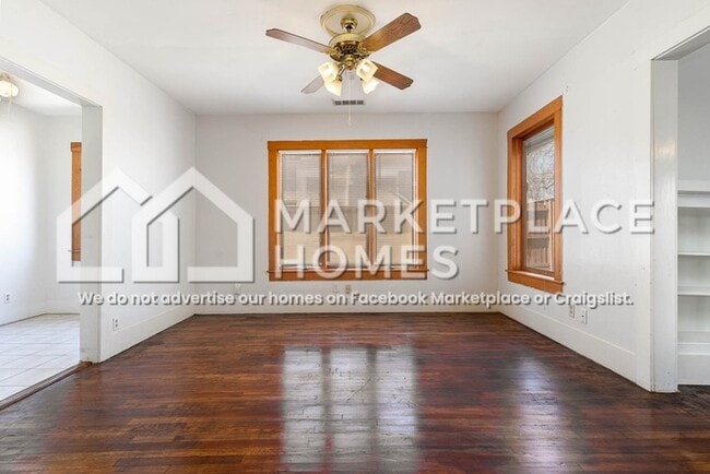 Building Photo - 312 Maple St