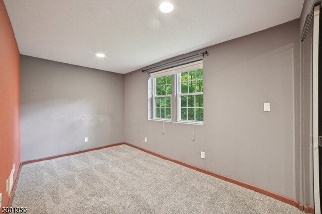 Building Photo - 129 Camp Trail