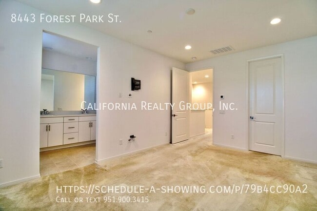 Building Photo - 8443 Forest Park St