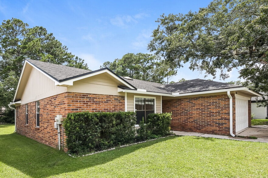 Building Photo - 1552 Shearwater Dr