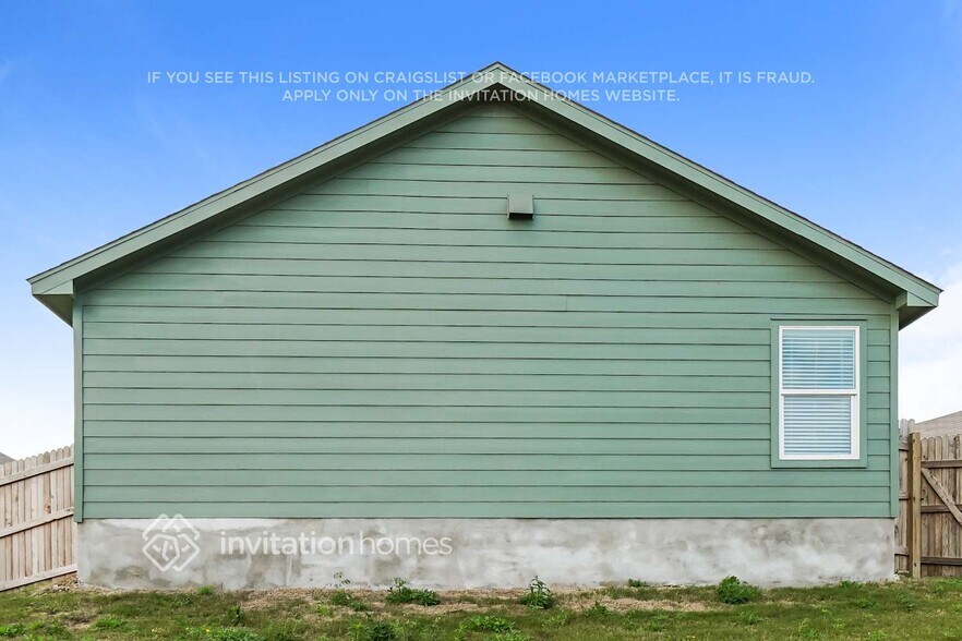 Building Photo - 121 Parish Ln