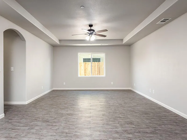 Building Photo - 10587 Ave 344