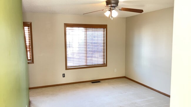 Building Photo - 15539 Float Ln