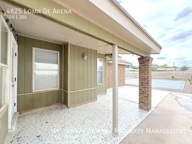 Building Photo - 4625 Loma De Arena Ct