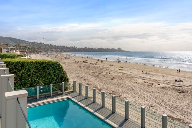 Building Photo - 8510 El Paseo Grande