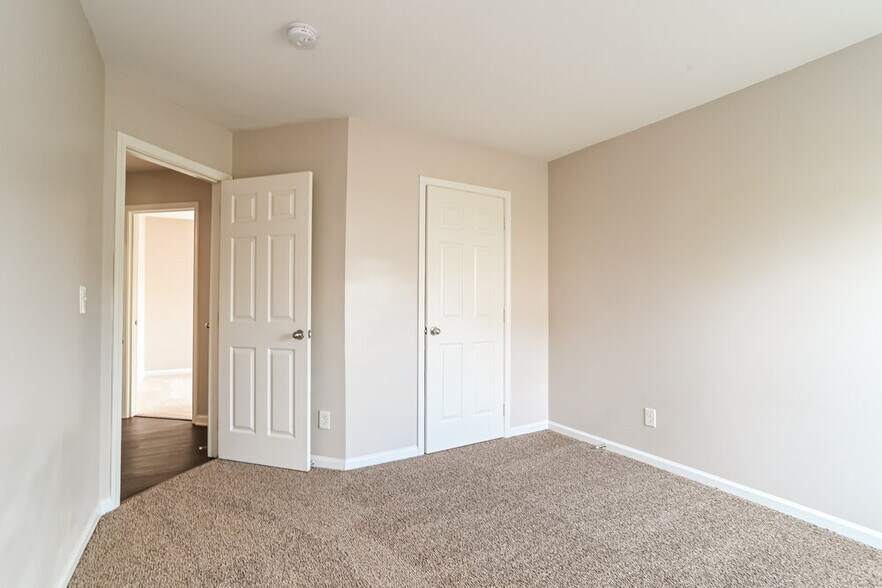Building Photo - 5938 Firethorne Ln
