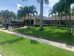 Building Photo - 1489 N Mangonia Cir