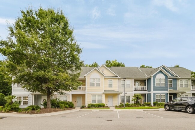 Building Photo - 1698 Low Country Pl