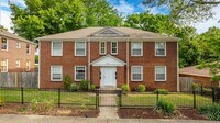 Building Photo - 1720 W 19th St