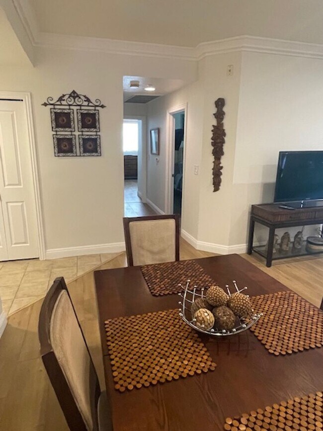 Building Photo - Meridian 2 Bd / 2 Ba with Laminate Flooring in Living Room & Bedroom Areas