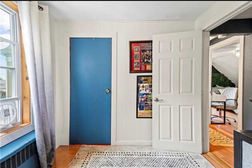 Building Photo - 26 Whipple Ave