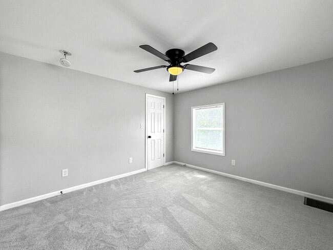 Building Photo - Charming 2 beds 1 baths in Columbus!
