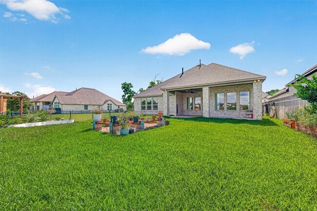 Building Photo - 1635 Delta Oaks Dr
