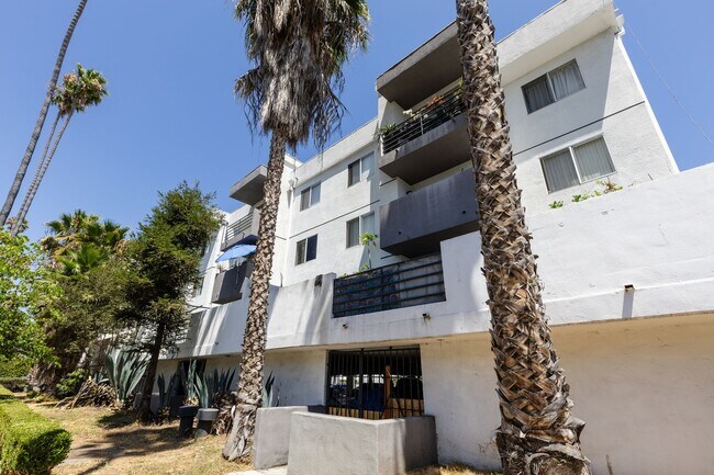 Interior Photo - Spacious 2 Bedroom/2 Bath Apartment in KoreaTown -