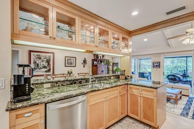 Building Photo - 3667 Cape Pointe Cir