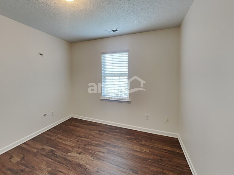 Building Photo - 7511 Wilkins Terrace Dr