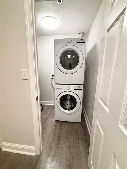 Building Photo - 11 Langdon St