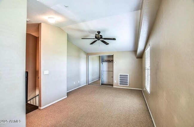 Building Photo - 880 W Aspen Way