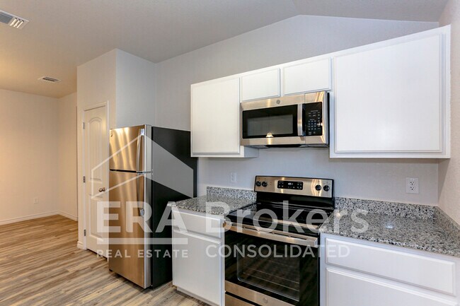 Building Photo - 205 Dolphin Dr