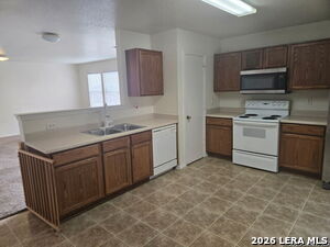 Building Photo - 405 Point Valley