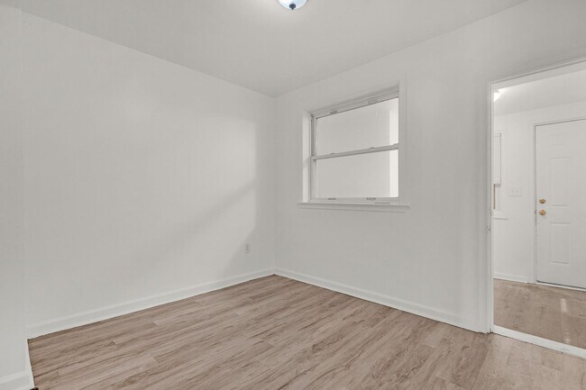 Building Photo - 2629 Dulany St