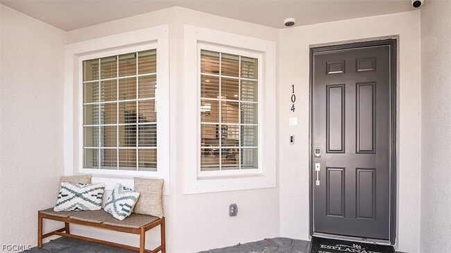 Building Photo - 11861 Venetian Lagoon Dr