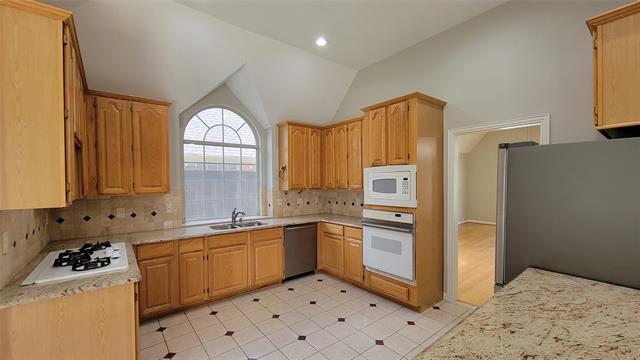 Building Photo - 9726 Windy Hollow Dr
